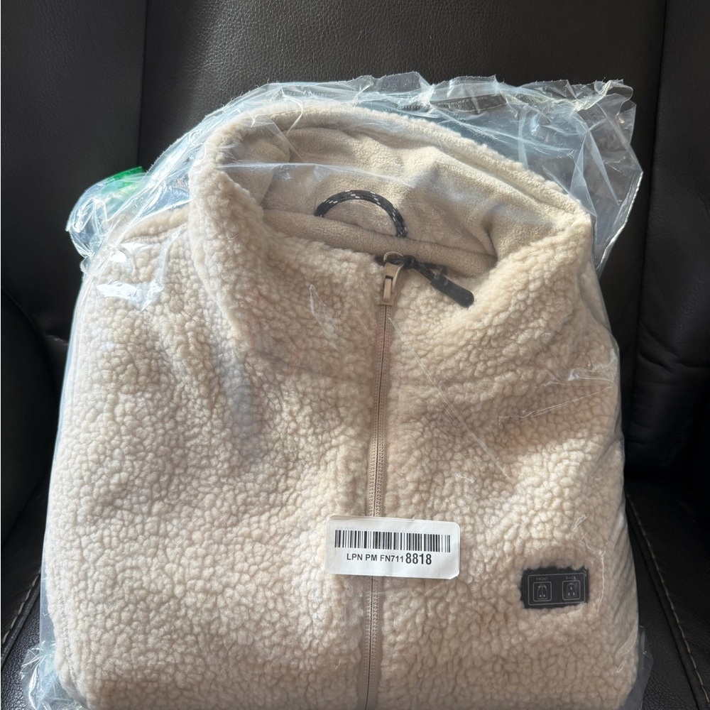 Heated Women’s Vest w/ Power Bank